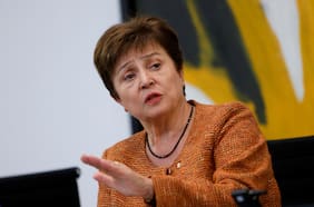 FMI alerta que una decepción con la IA podría desatar un shock global y ampliar la desigualdad