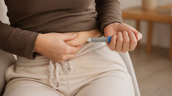 Nuevos estudios muestran que las inyecciones para bajar de peso tienen beneficios en el cáncer y la menopausia