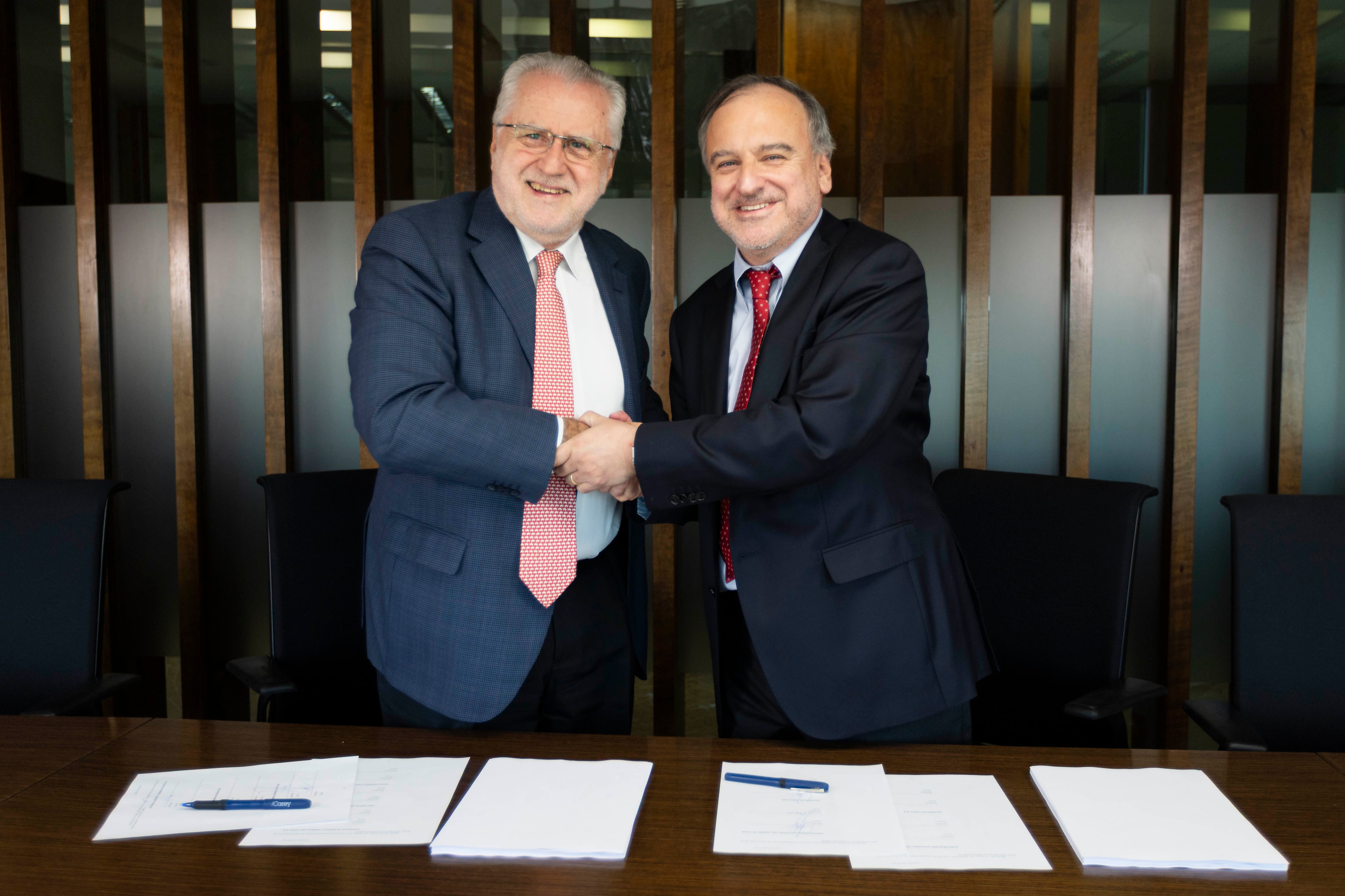 Codelco y SQM sellan histórica alianza para el desarrollo del litio en Chile