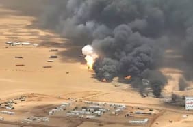 Ataques de los hutíes contra Arabia Saudita provocan incendios en instalaciones petroleras y dejan 73 heridos