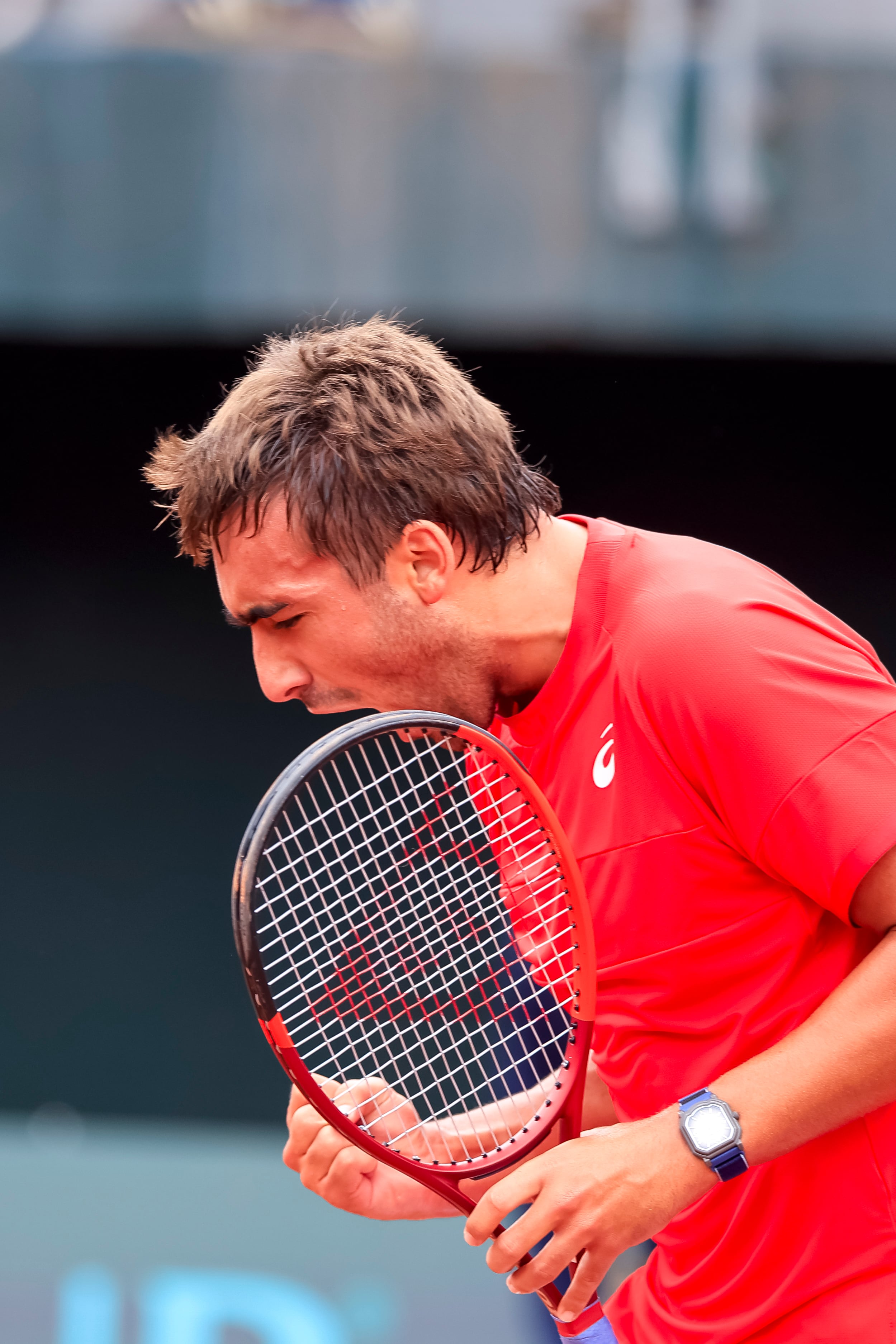 Daniel Mérida festeja el primer punto de la serie de Copa Davis ante Alejandro Tabilo