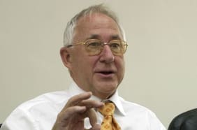 Horst Paulmann programa su reaparición: será premiado por su trayectoria en evento de innovación