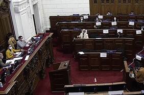 Convención Constitucional: El debate en torno al rol de la prensa que marcó la jornada de la Comisión de Reglamento