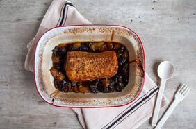 Lomo de cerdo al horno con ciruelas