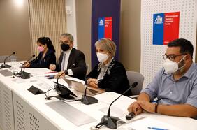 Salario mínimo: gobierno evalúa alcanzar los $400 mil en septiembre y dejar establecido otro reajuste en enero