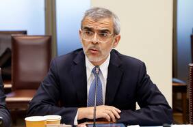 Cordero respalda hipótesis de móvil político en caso Ojeda y no descarta concurrir a la Corte Penal Internacional