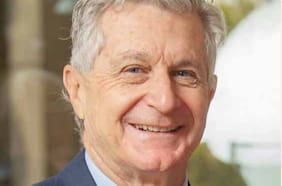 El largo adiós de Hernán Briones Goich al mundo industrial