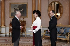 Trastienda de una caída: la reunión que definió el destino de la embajadora Susana Herrera