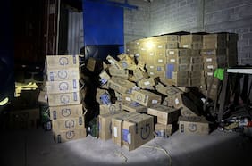 Incautan más de 1.000 cajas que contenían cartones de cigarros de contrabando en Alto Hospicio