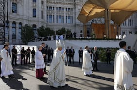 León XIV congrega a 1,2 millones de personas en Madrid y llama a que la fe no sea “un museo del pasado”
