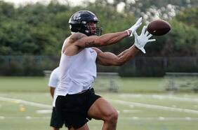 “A no dormirse con Sammis Reyes”: el sueño de un chileno en la NFL se pone serio