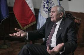 Ayudante del exdirector de la PDI: “Él llegaba con los dineros en efectivo  y me los pasaba con las instrucciones de cuánto debía depositar en cada cuenta”