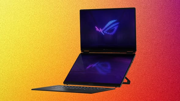 Casi 8 millones de pesos: así es el exclusivo notebook de doble pantalla de ASUS que llega a Chile