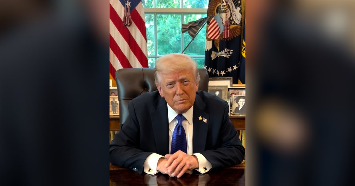 “Salvé TikTok, me deben una”: Donald Trump reaparece en la red social y se dirige a jóvenes