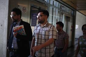 Las promesas incumplidas al profesor del “torniquete”: Metro no retira querella por LSE contra Roberto Campos y arriesga cárcel efectiva