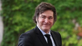 Argentina: acciones mantienen su ímpetu, se estabiliza el riesgo país, pero el dólar sube con fuerza