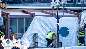 Tragedia en centro de esquí suizo: sobrevivientes relatan pánico y fallas en la evacuación tras incendio en bar de Año Nuevo