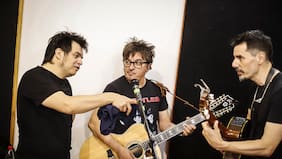 Quilapayún invita a Los Bunkers a su show en Lollapalooza Chile