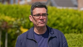 Andy Burnham se perfila como el próximo primer ministro británico tras el abrumador respaldo laborista