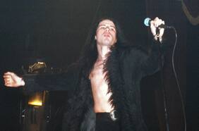 ¿Quién es Ian Astbury? El vocalista de The Cult que marca la noche de Viña (y que cantó con The Doors)