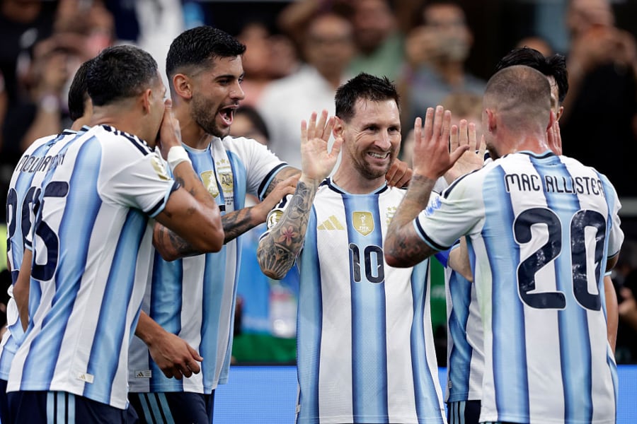 Argentina derrota a Austria y clasifica con el legendario Lionel Messi superando a Miroslav Klose como goleador de los Mundiales