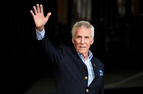 Burt Bacharach, leyenda de la música pop, muere a los 94 años