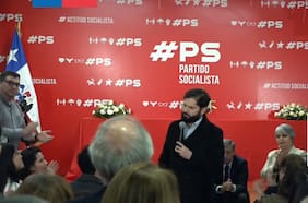 PS pide a Boric, Bachelet y Jara que escriban sus reflexiones sobre el rumbo del partido