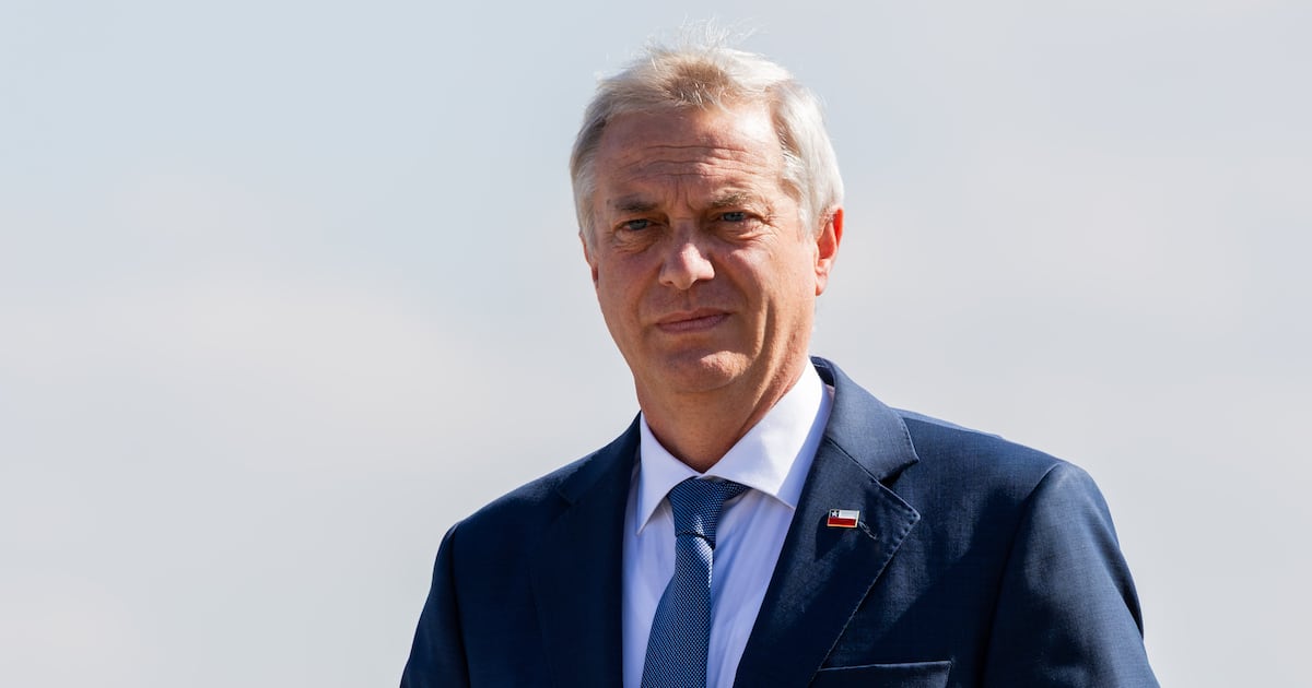 Kast justifica remoción de directora SernamEG por falta de confianza