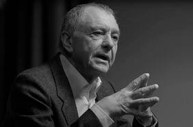 Entrevista a Gilles Lipovetsky: “Hoy la utopía está siendo impulsada por todos esos profetas californianos como Elon Musk”