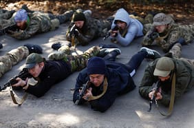 Las disímiles estrategias de Rusia y Ucrania para incrementar sus tropas en el frente de batalla