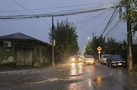 Sistema frontal deja al menos 64 viviendas dañadas y 30 personas aisladas entre Maule y Aysén