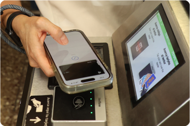 Tarjeta bip! aún domina el pago en el Metro: alcanza el 66% de usuarios y nuevo sistema de tarjetas bancarias es de un 5%