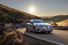 Mercedes-Benz presenta el nuevo Clase C eléctrico: un sedán para redefinir lo premium