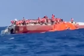 Al menos siete muertos y 23 desaparecidos tras naufragio de ferry en la costa norte de Chipre