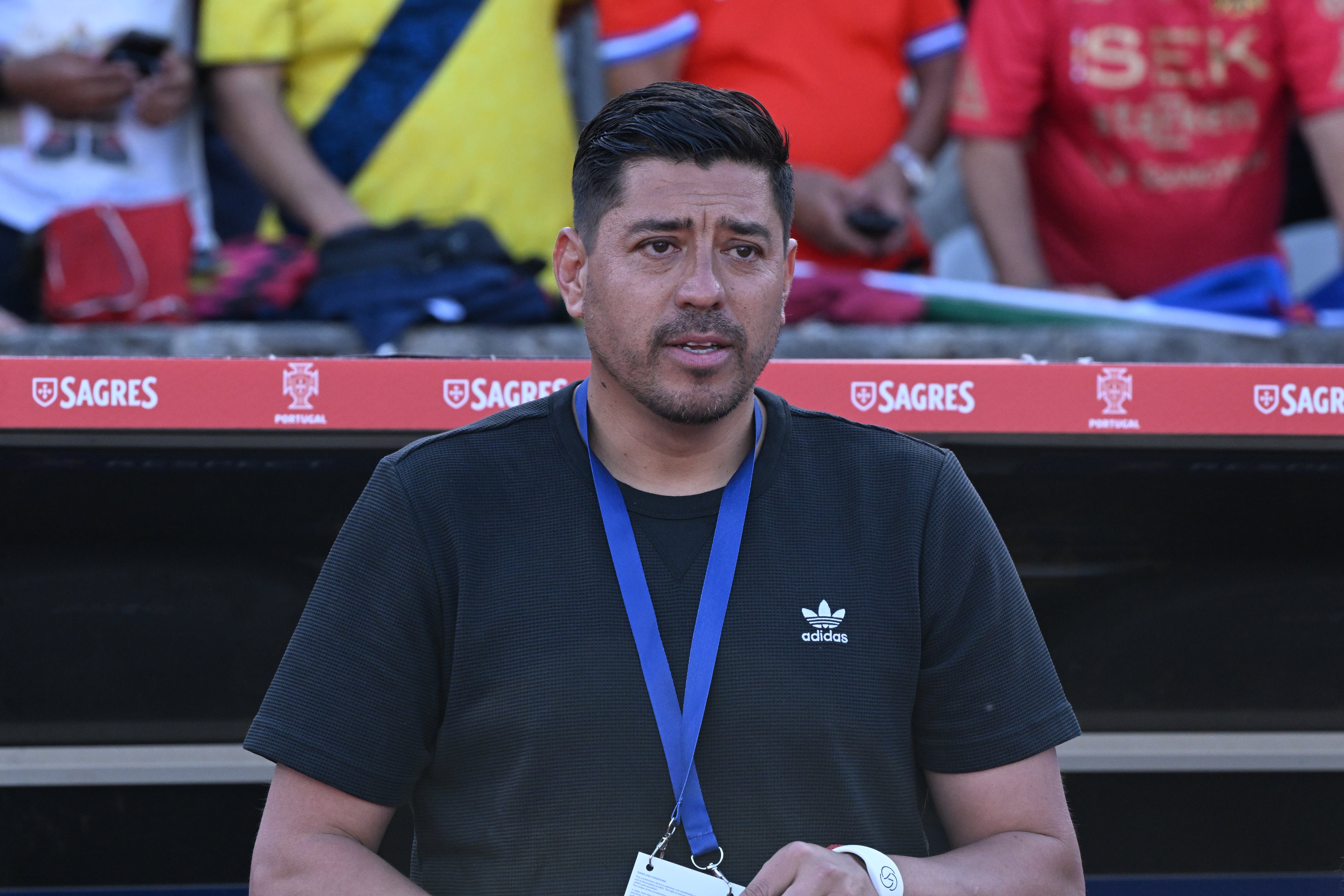 Córdova elogia a Vigouroux, remarca los errores de la Roja ante Portugal y analiza el recambio: "Nos dormimos 15 años"