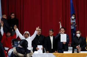 Gobierno de Ecuador e indígenas llegan a acuerdo para poner fin a protestas