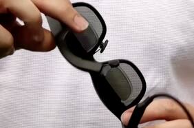 Estos lentes inteligentes permiten a las personas sordas “ver conversaciones”