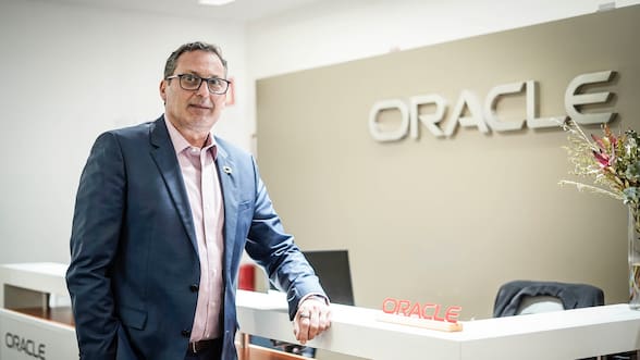 Oracle sobre el uso de IA en Chile: “Estamos saliendo de procesos exploratorios a procesos más productivos”