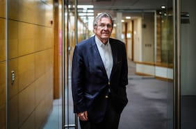 Gazmuri advierte impacto de eventual triunfo de Bolsonaro en Brasil: “Lo veo con muchísima preocupación”