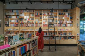 Librerías se duplican en la RM en 10 años: Santiago, Providencia y Las Condes lideran la oferta