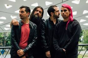Entre el rock y las cuerdas: Weichafe adelanta su nuevo disco con single doble