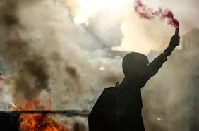 Impuesto a ultrarricos agita el debate político en Francia en medio de nueva jornada de protesta por ajuste fiscal