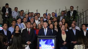 Presidente Kast agenda cita con alcaldes en medio de tensión por contribuciones