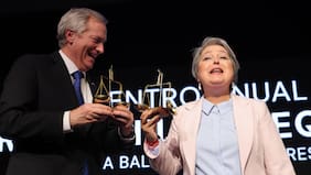 La Moneda se defiende ante arremetida de Jara y Kast por tema migratorio: “No es un botín electoral”