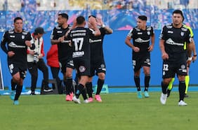 Deportes Iquique recibe a un Ñublense de flojo rendimiento como visitante