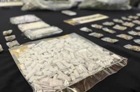 PDI desarticula punto de acopio de banda criminal en La Pintana: se incautaron más de $47 millones en drogas