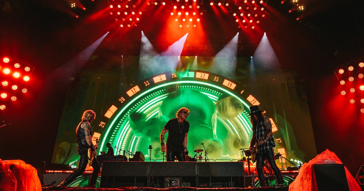 Del trauma al sosiego: Guns N’ Roses y su áspero historial de presentaciones en Chile