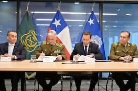 Jefes de Carabineros y de la PDI admiten “situación grave y vergonzosa” por más de 1.200 funcionarios investigados por uso irregular de licencias