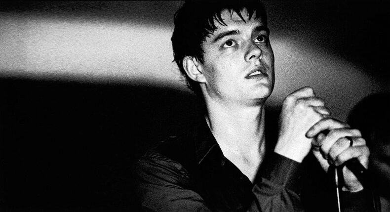 CONTROL ANTON CORBIJN SAM RILEY 1