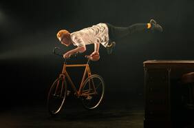 Festival Teatro a Mil 2024 trae a premiada compañía canadiense con un espectáculo familiar de acrobacias en bicicleta